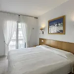 Lets Holidays Big With Parking *