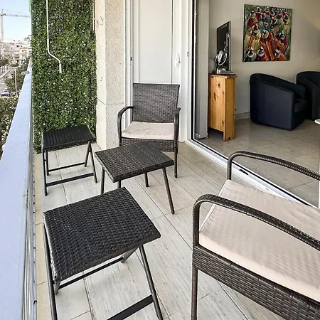 Big With Parking Apartment *