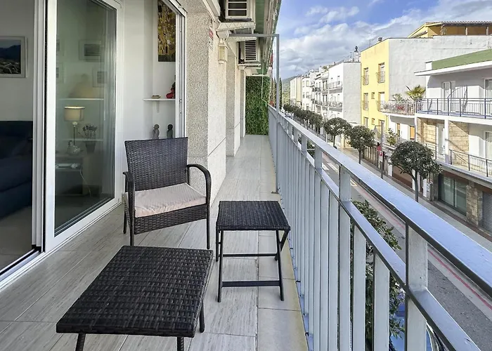 Appartamento Lets Holidays Big With Parking Tossa de Mar