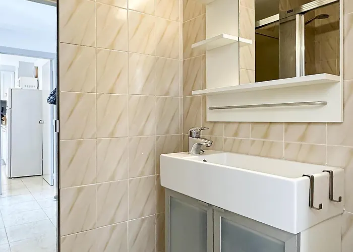 Lets Holidays Big With Parking Appartement